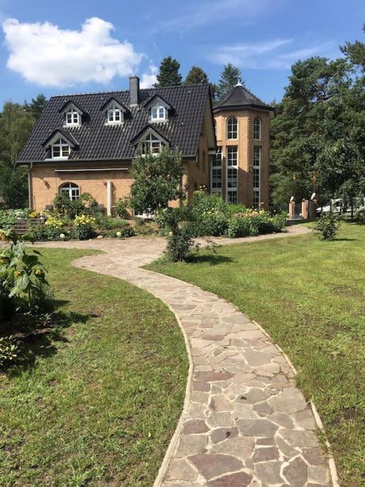 Haus Wilma Gruene Idylle Im Wald Direkt Am See Wendisch Rietz Exterior photo